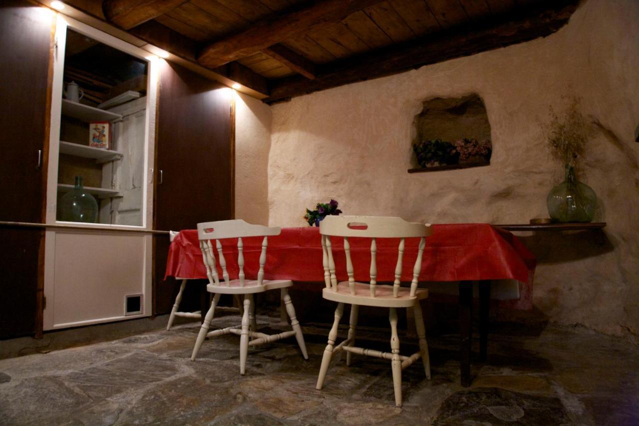 Biniés Casa Campo, Casa Rural Entre Jaca Y Anso מראה חיצוני תמונה
